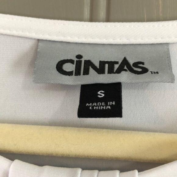 Womens Cintas White Short-Sleeve Pleated Blouse Size S - Picture 4 of 5